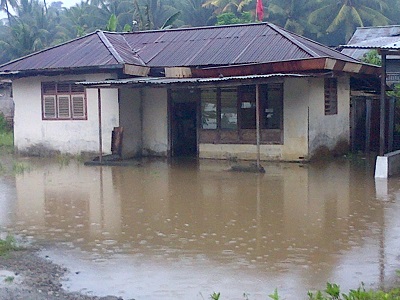 Puluhan Rumah Warga Terendam Banjir